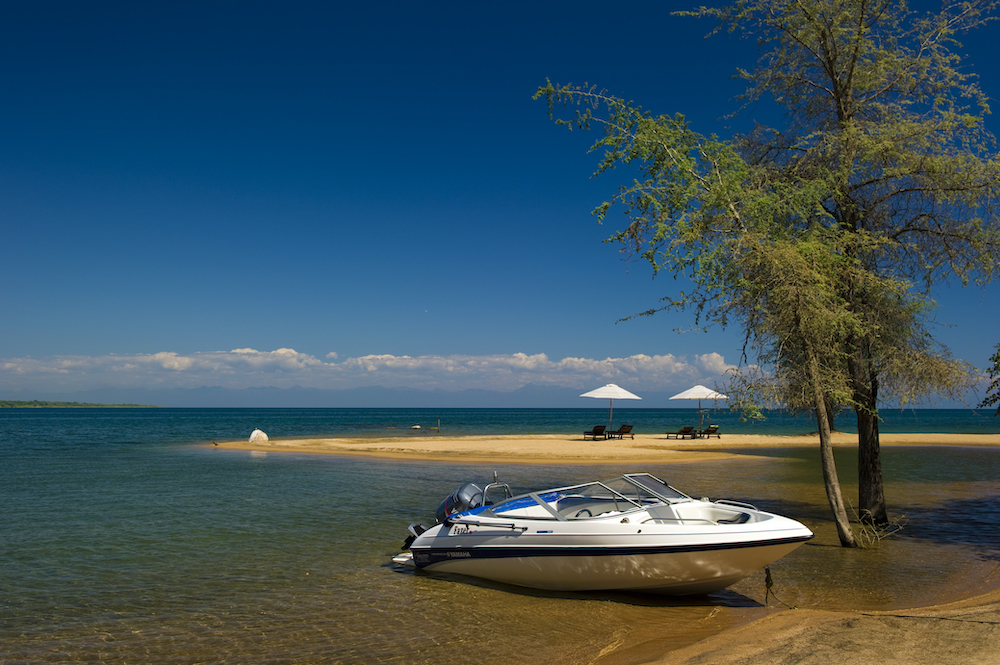malawi - lake malawi beach - Malawi safari e attività acquatiche